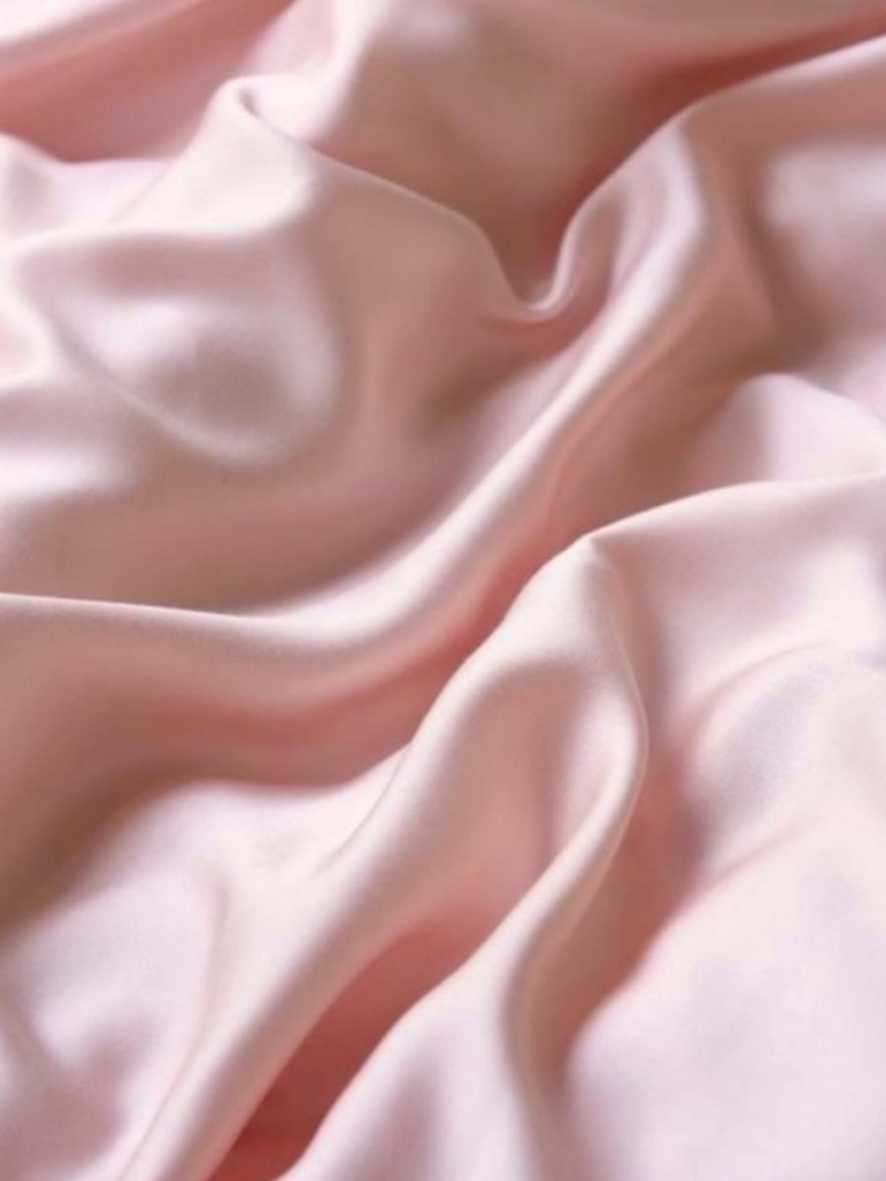 ettitude Bamboo Lyocell Eye Mask in Cloud Pink - 100% Organic Bamboo Lyocell - Picture 4 of 12